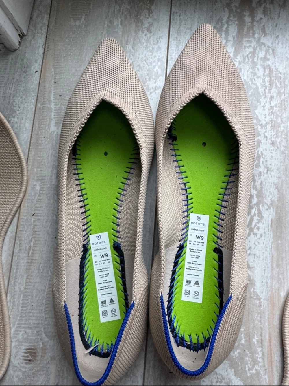 Rothy’s Pointed Toe Flat in‎ Ecru size 9